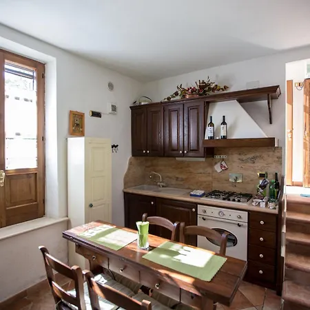 Antica Fonte Residenza Di * Siena