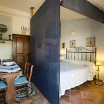 Antica Fonte Residenza Di * Siena