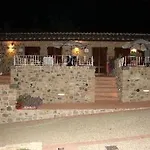 Antica Fonte Residenza Di Siena